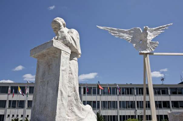 Statue of John Paul II