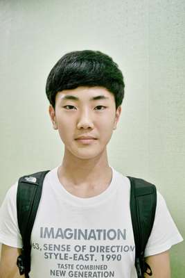 Lee Dong-hyeong, a 16-year-old pupil