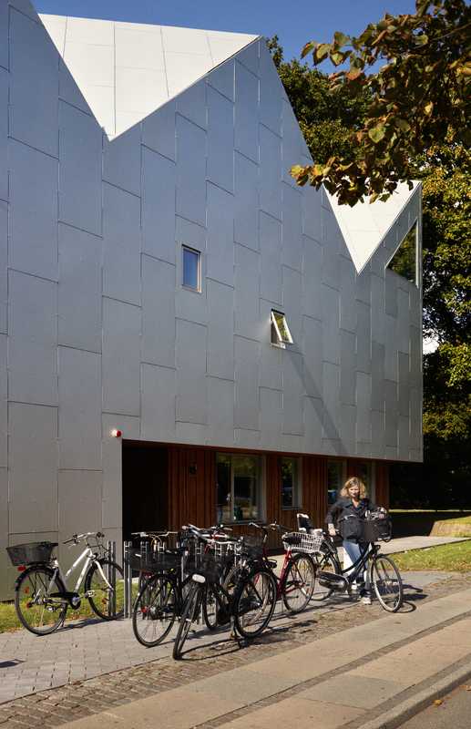 Main entrance seen from Nørre Allé