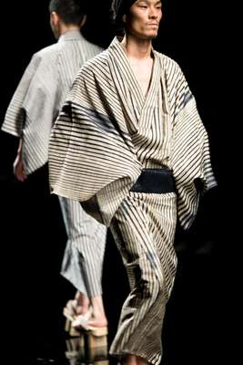 Black and white silk yukata and deerskin obi for United Arrows