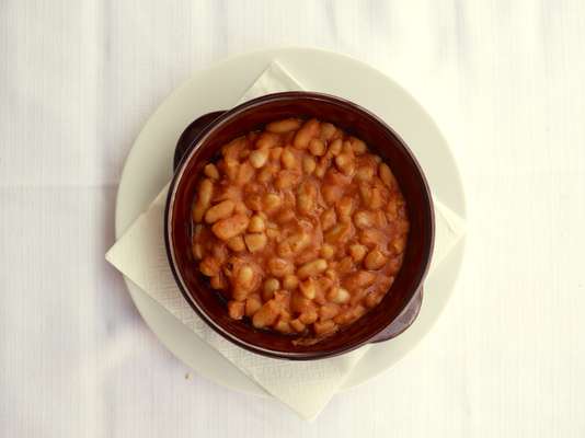 Stewed cannellini beans