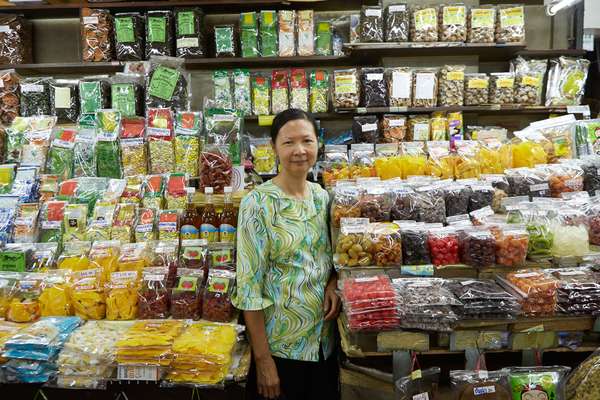 Dried-fruit stall