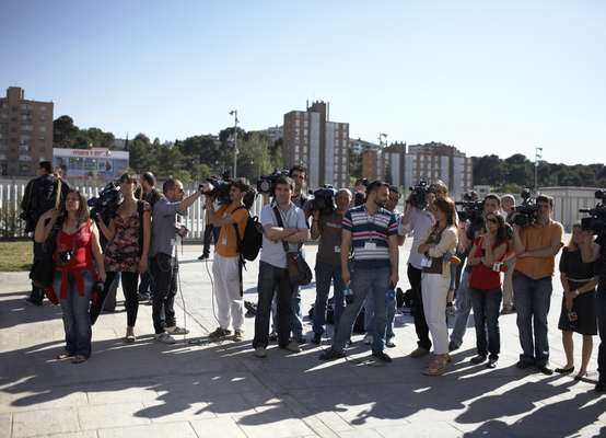 Press waiting outside Zaragoza Station