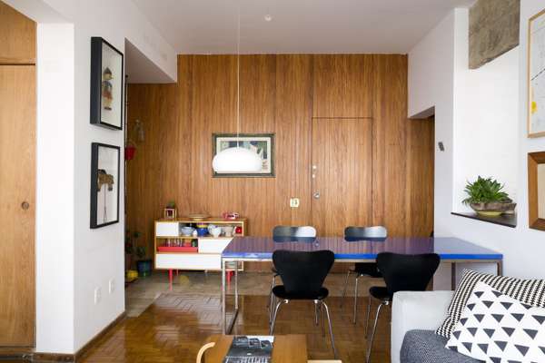 OriginaI panelling in Morais’s apartment