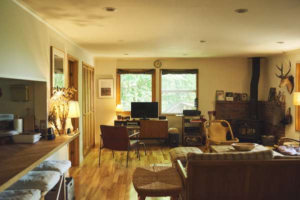 Handpicked furniture in the sitting room