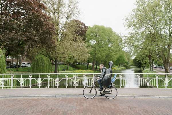 Pass by the canals