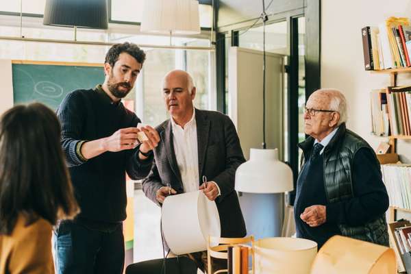 Discussing the detail (l-r): David Martí, executive VP José Maria Milá and Miguel Milá