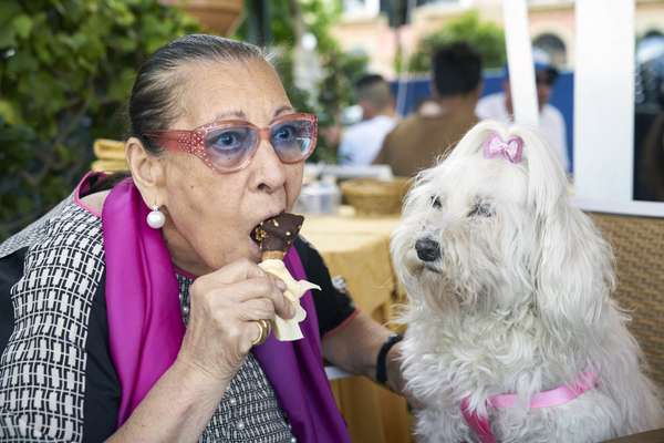 Chocolate? She knows I’m a pistachio pooch