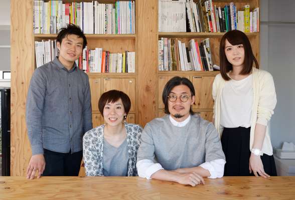 Team 'Hashiruhito' in their office