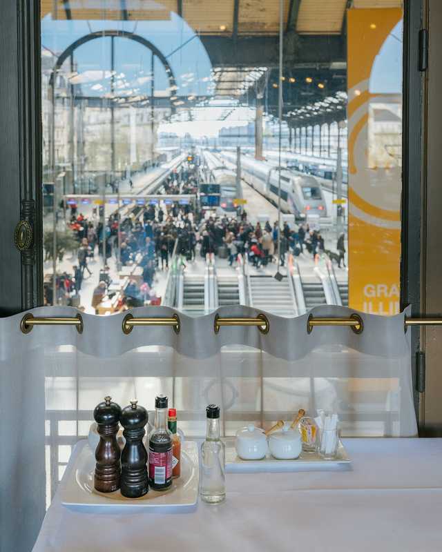 Trains depart from Gare du Lyon to Switzerland and southern France 