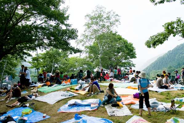 Down time between bands near the Green Stage