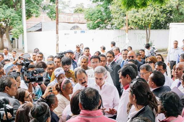 Mancera at an event to promote house calls by doctor