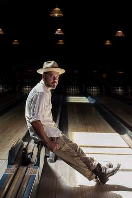 Bobby Green striking a pose at Highland Park Bowl