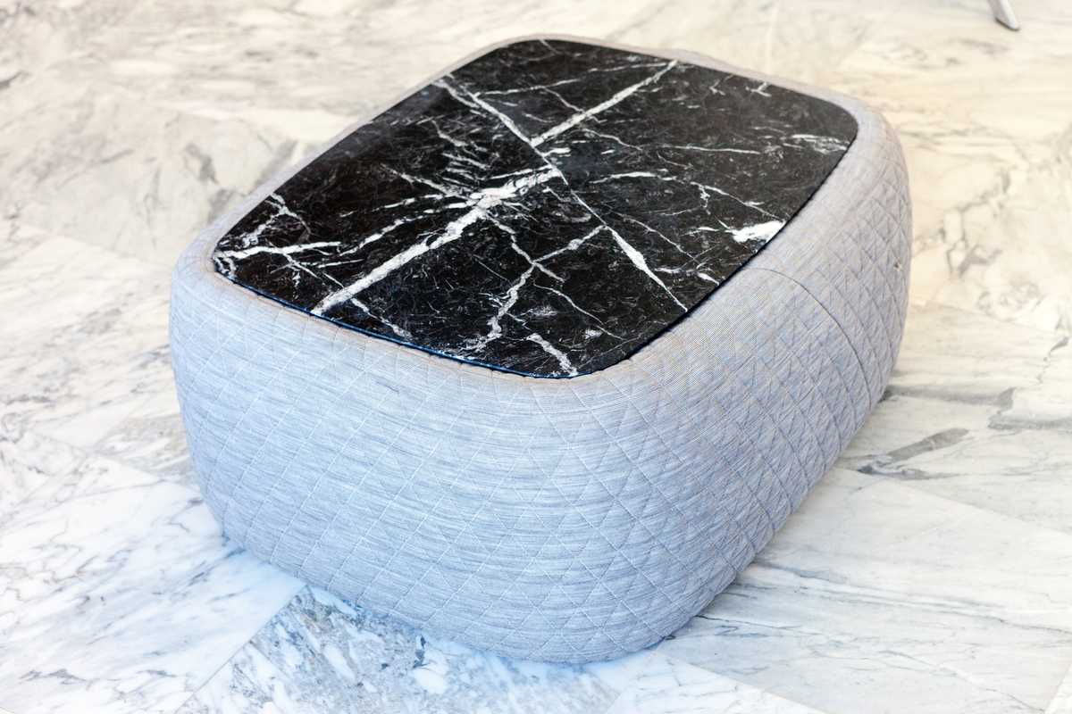 Retegui Bigun marble table