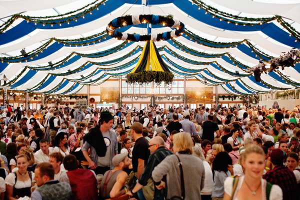 View inside the Herzkasperl tent