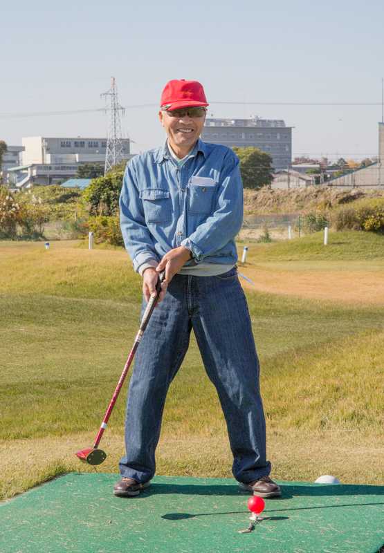 Fore! Fitness activities for seniors include golf