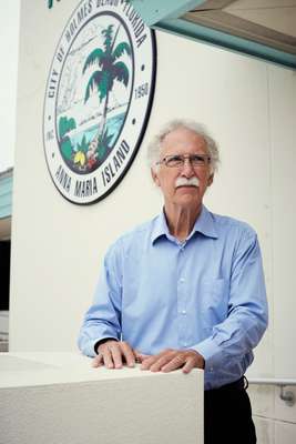 Holmes Beach mayor Bob Johnson