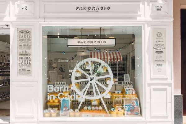Window display of chocolate shop Pancracio