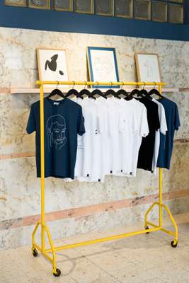 Clothing in the Lapo shop