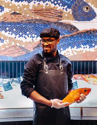 Mathilde Jonquière’s frescoes at the fishmonger’s counter