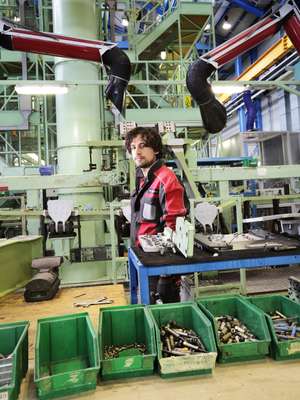 A highly skilled workforce keeps Alenia Aermacchi competitive