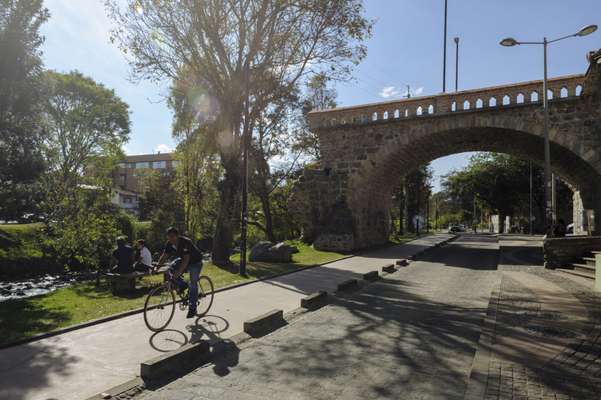 Puente Roto  (Broken Bridge)