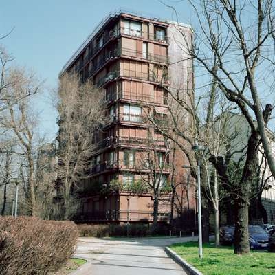 Residential tower in Via Massena