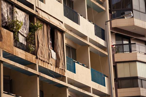 Residential building, Manara