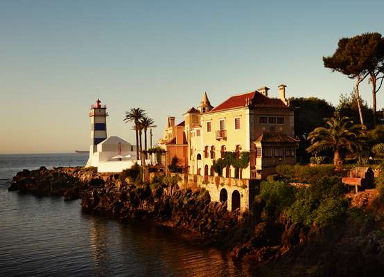 Casa de Santa Maria and lighthouse
