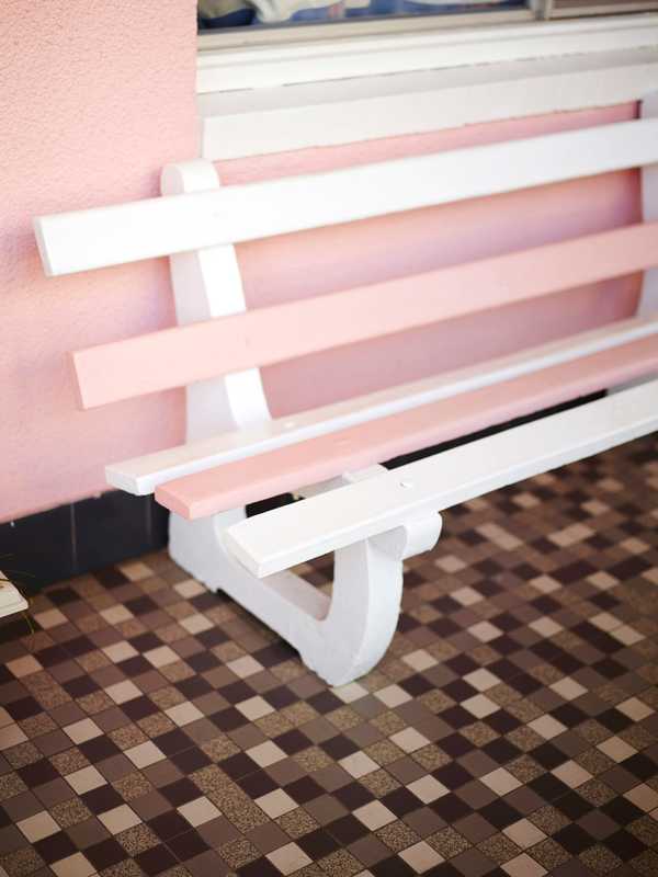 Pink wooden bench at the Coolangatta Ocean View Motel