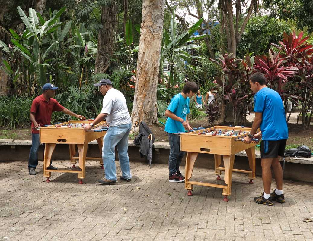 Table football getting serious in one of San José’s many parks