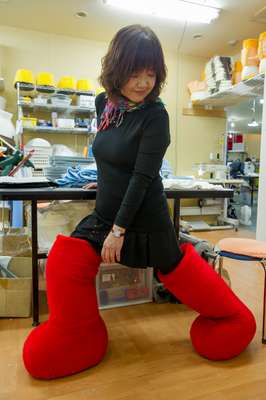 Hiromi Kano wearing Biz Bear’s legs