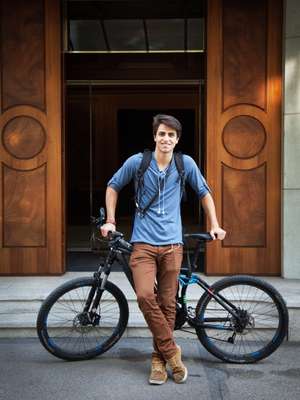 E-bike owner Davud Evren, Glärnischstrasse