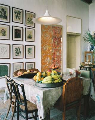 Fresh fruit and delicacies are set out for guests