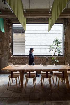 Caveman's 7 metre-long oak table