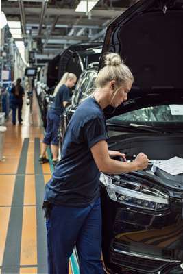 There are 6,500 workers in the Torslanda factory