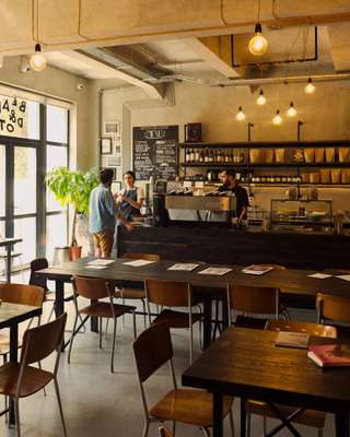 Beans&Dots café and concept shop