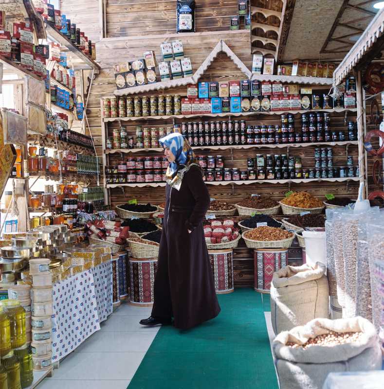 Mirvan shop catering to Iranian visitors