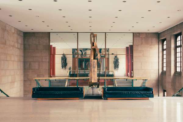 Maxime Old interior with a sculpture by Robert Couturier