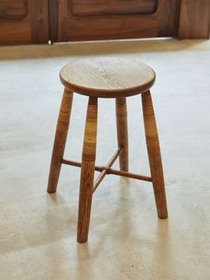 Stool by Tomokazu Sakurai 