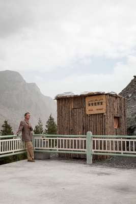 Local guide, Mirsali Abudiwili, at the viewing platform of the Kizilsu Glacier