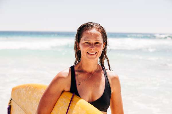 Surfer Sarah Annerlsey