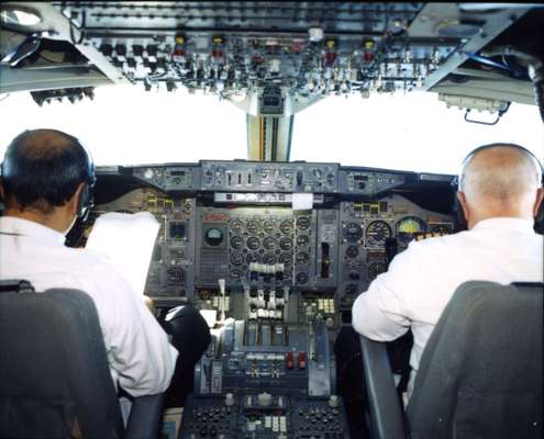 The flight deck en route to Caracas