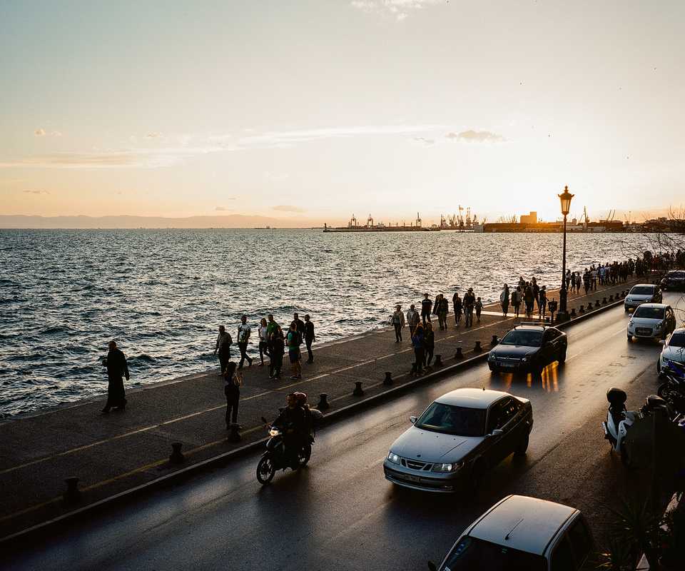 Thessaloniki gets busy after dark