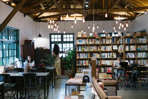 Yue Yue & Co bookshop