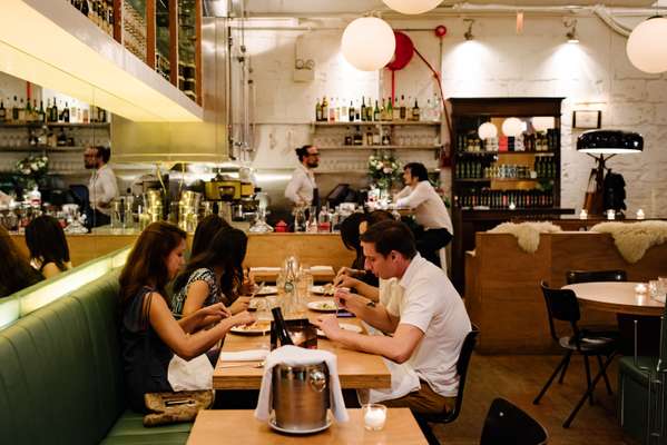 Dining room at Serge et Le Phoque