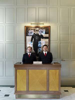 Concierge desk