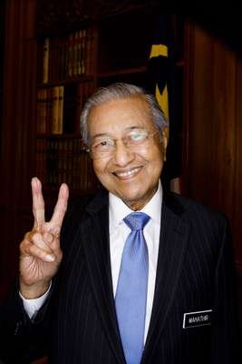 Mahathir Mohamad is back in power after a shock win on 9 May