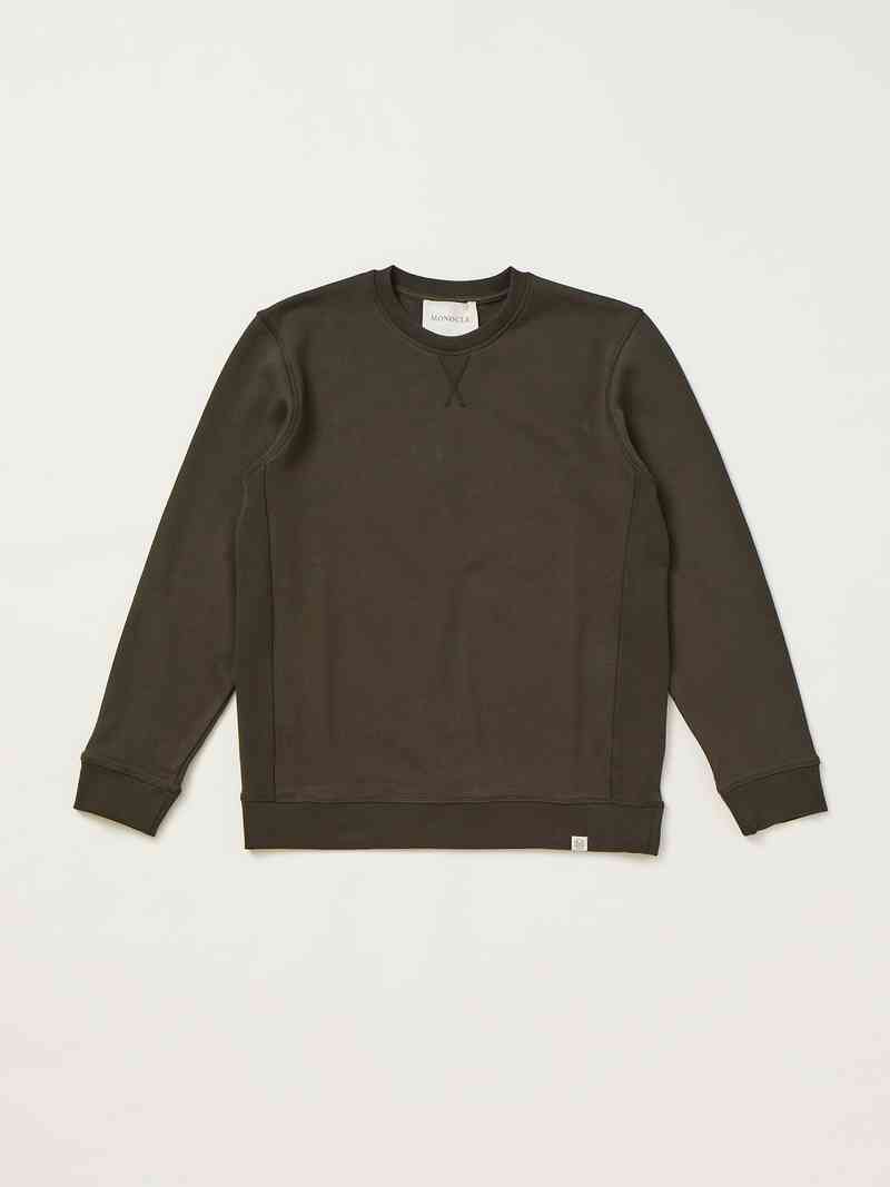 Essential sweatshirt