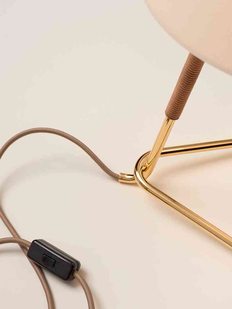 Hase table lamp
